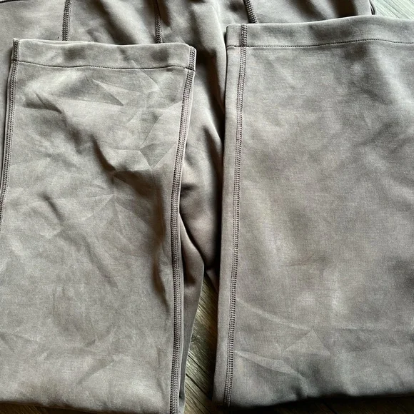 lululemon softstreme high-rise pant *short - Picture 4 of 5